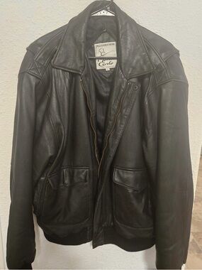 Vintage black leather bomber jacket, Exclusively From Monte Carlo Size L